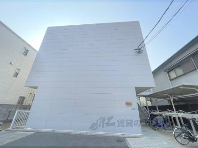 レオパレスルシェルブルー東大阪外観写真3