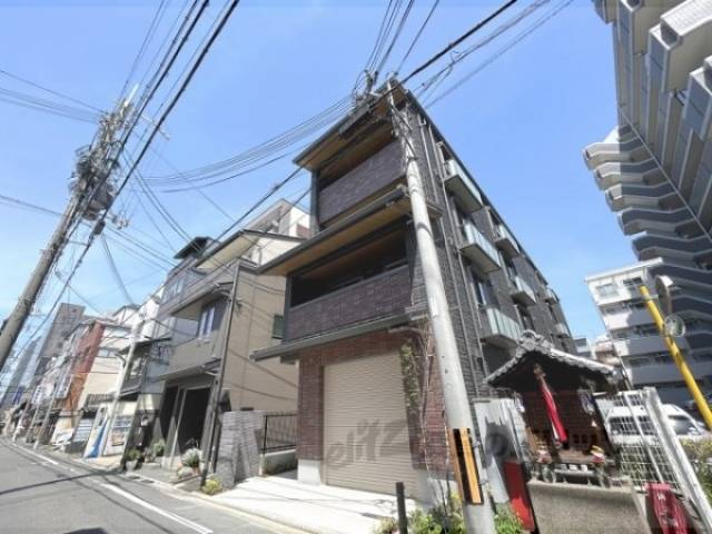 シャーメゾン洛央外観写真2