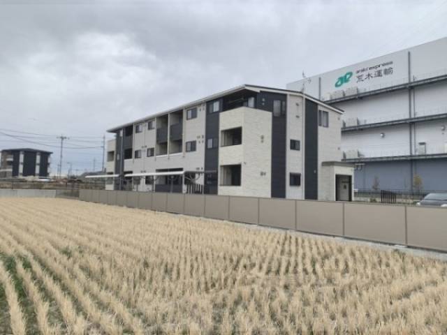 スターリーガーデン外観写真1