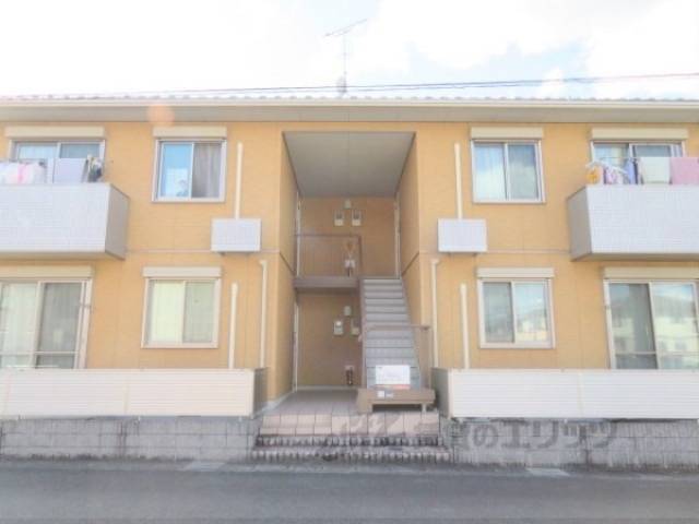 ティアラ・駅南C外観写真1