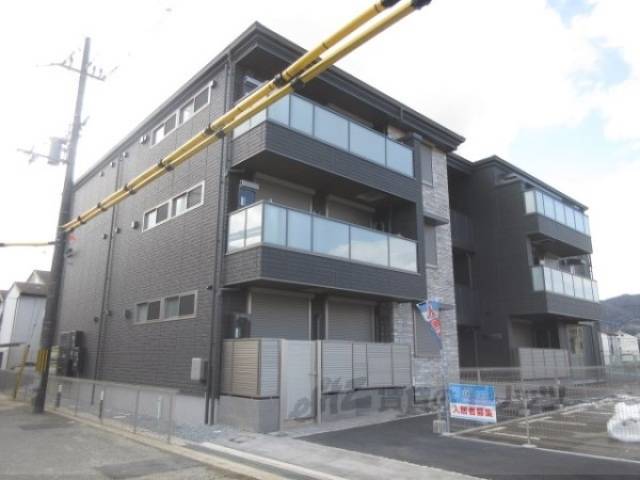 シャーメゾンデンドライト外観写真1