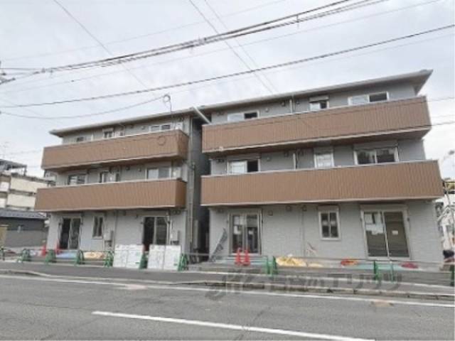 ヴィダ西京極外観写真1
