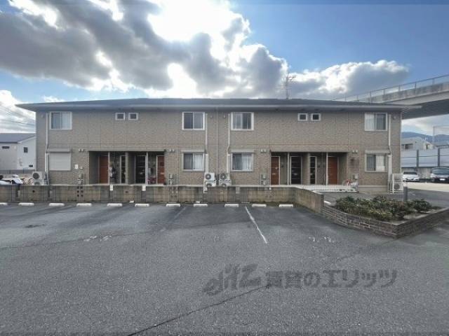 シエラ二上外観写真1