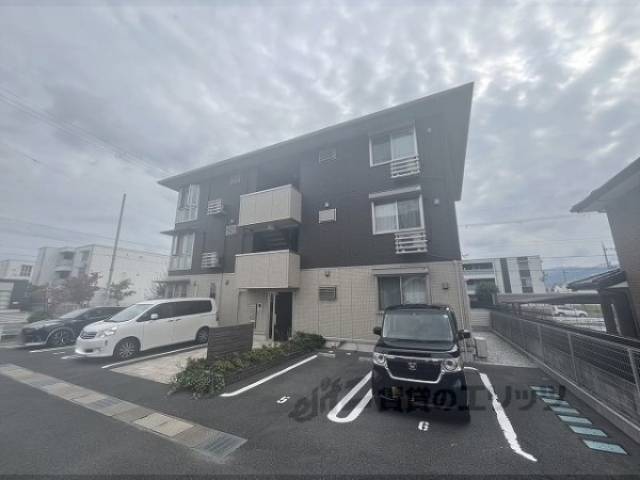 リヴァージュ外観写真1