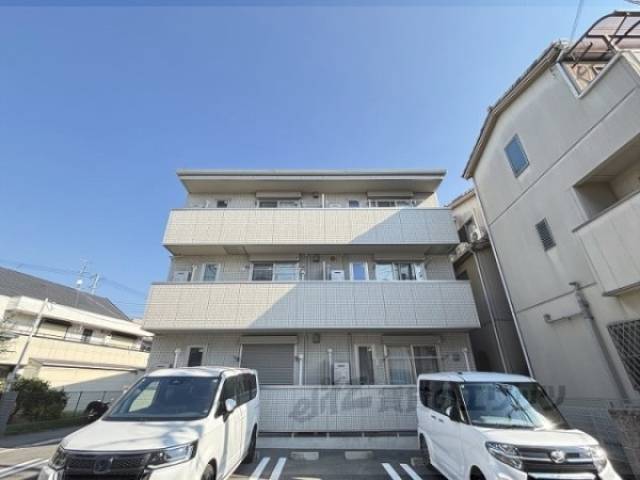 プリズム外観写真2