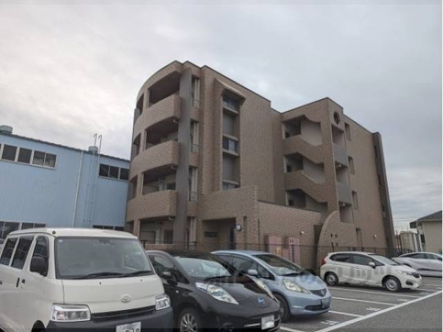 エバーグリーン植政外観写真2