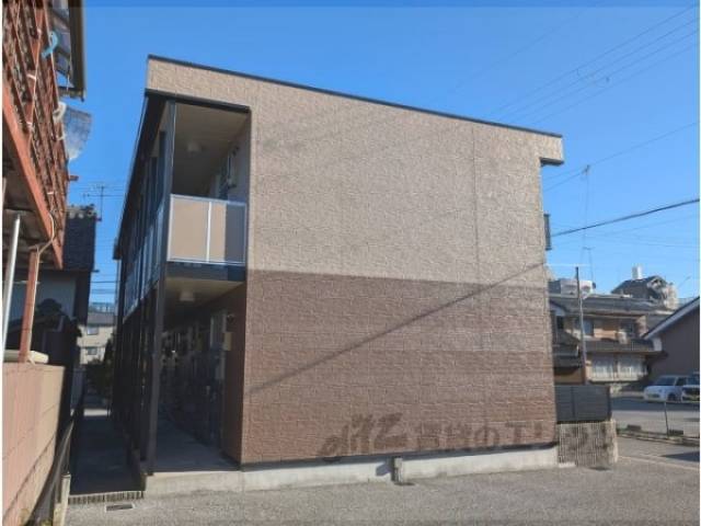 レオパレスイーストハイツ外観写真2