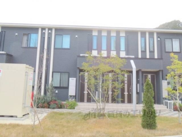 パークサイドヴィレッジ外観写真1