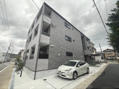 Ｇｒａｃｉａｓ　Ｃｏｕｒｔ山科ミュー外観写真3