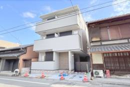 セリリアコンフォート伏見外観写真
