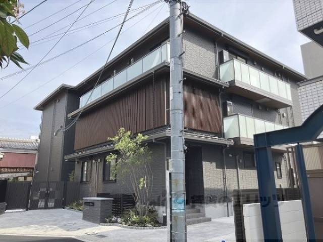 シャーメゾン京都桃山外観写真1