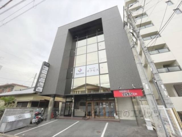 サクセスビル外観写真1