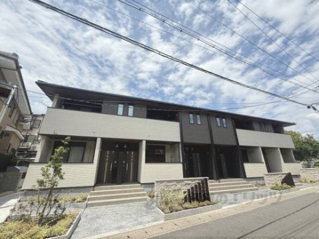 クレメント上桂外観写真2
