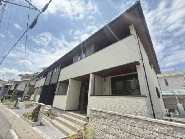 クレメント上桂外観写真3