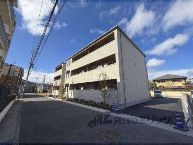 シャンデブラン桂外観写真3