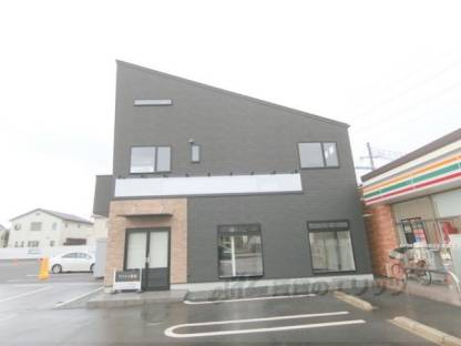 鷹飼町1634-10賃貸借テナント外観写真1