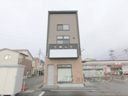 鷹飼町1634-10賃貸借テナント外観写真2