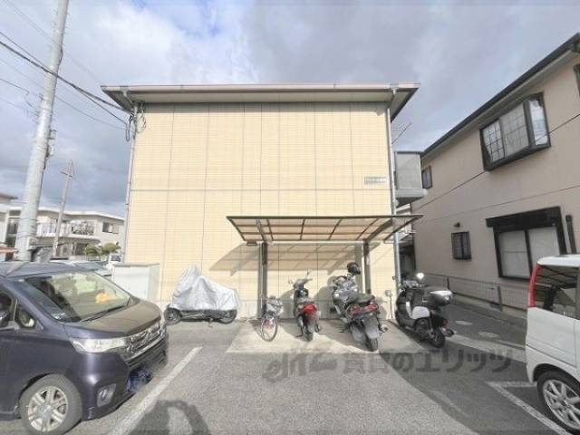 プレミール當麻外観写真2