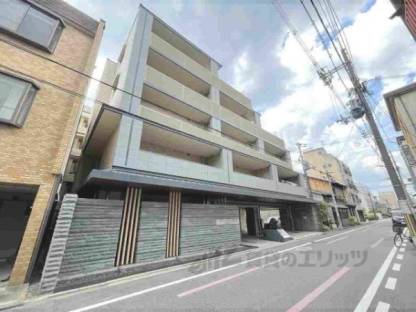 ライオンズ御所南ロイヤルグレイド4階外観写真1