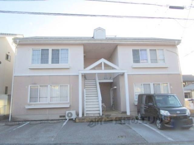 ハイツ賀目山外観写真2