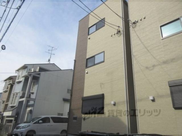 メゾンアンバー外観写真2