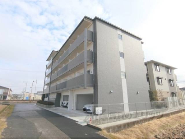 ＬｉｎｅａｇｅＣｏｕｒｔ野洲駅西外観写真1