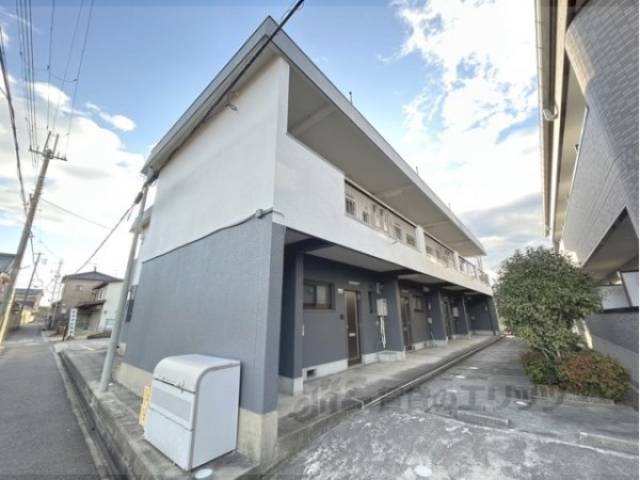 ＫＯＵＲＡＮ外観写真1