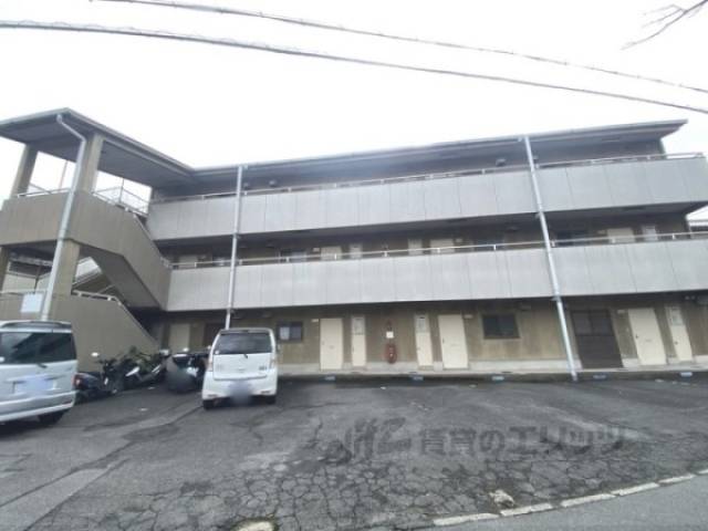 メープル・ハイツ外観写真1