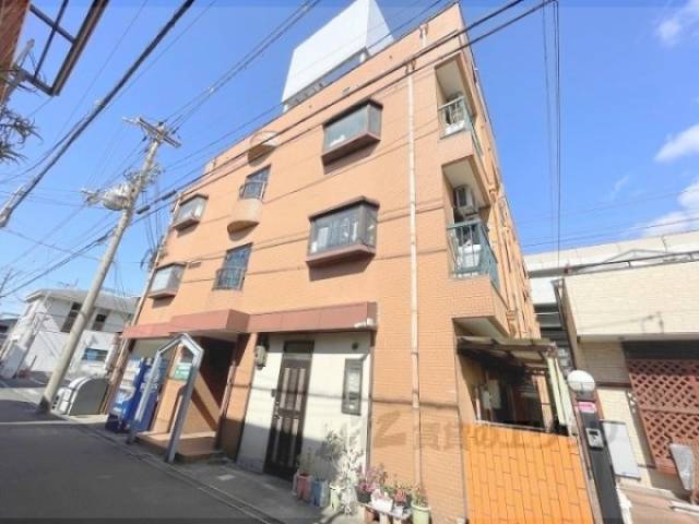 足代マンション外観写真1