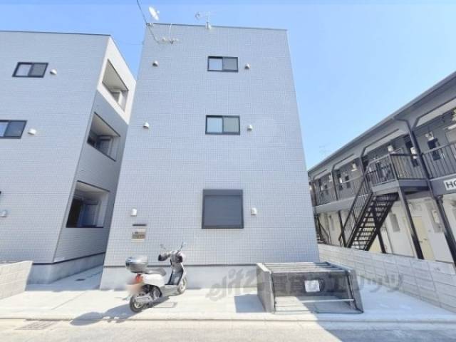 ハーモニーテラス深草仙石屋敷町外観写真2