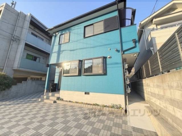 木幡金草原アパート外観写真1