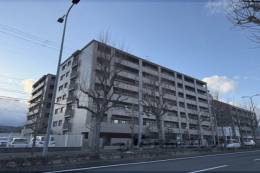 サーパス桂第２外観写真