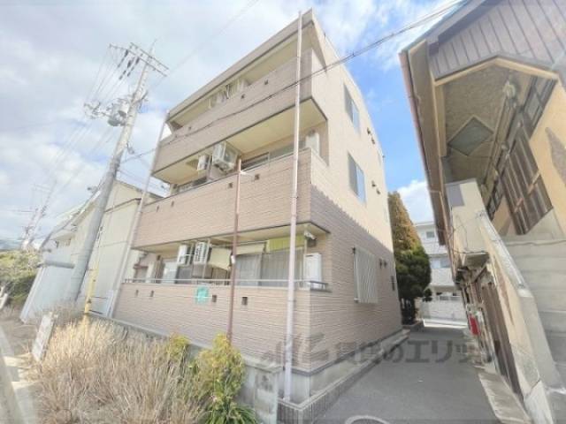 アルカサールＹＯＳＨＩＴＡＮＩ　弐番館外観写真1