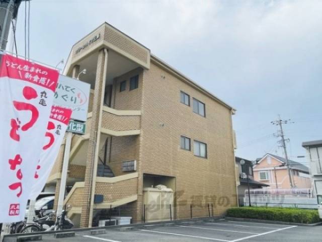 グリーンハイツ三栗外観写真3