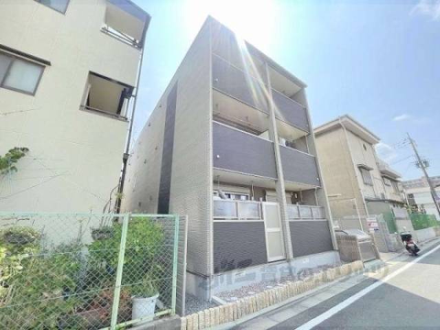 カーサ・オストロ外観写真3