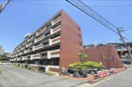 清川参番館外観写真