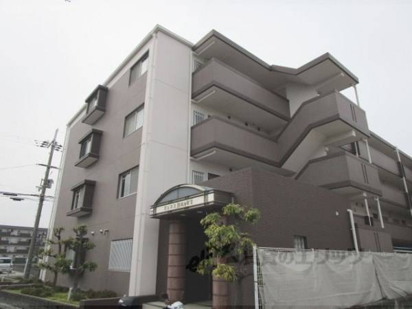 165827の外観写真