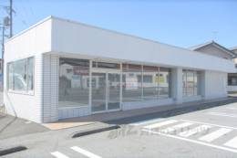 長浜市平方町商業テナント外観写真