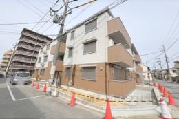 ＧＲＡＭＭ深草Ｎｏｒｔｈ外観写真