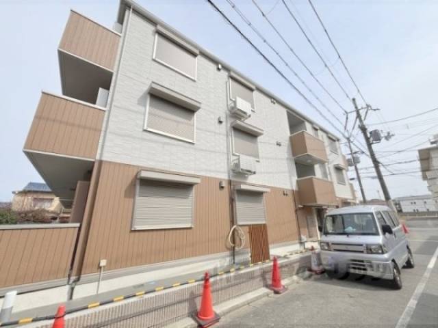 ＧＲＡＭＭ深草Ｎｏｒｔｈ外観写真3