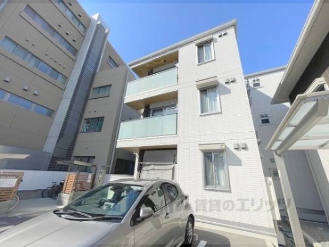 カーサ　ベルシー外観写真2