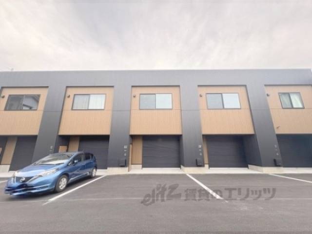 AMBITIOUS枚方市駅前外観写真2