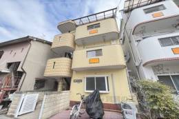 ウチダマンション外観写真