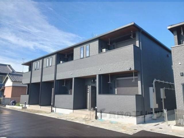 エヴァ　グリーン　ヴィラ２外観写真1