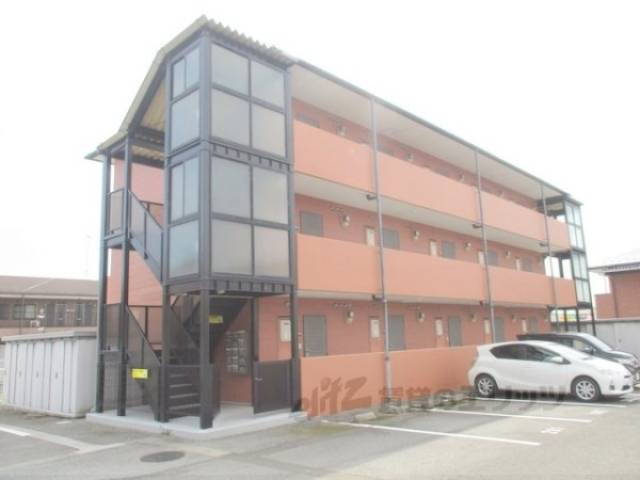 ベルテンポ３号館外観写真1