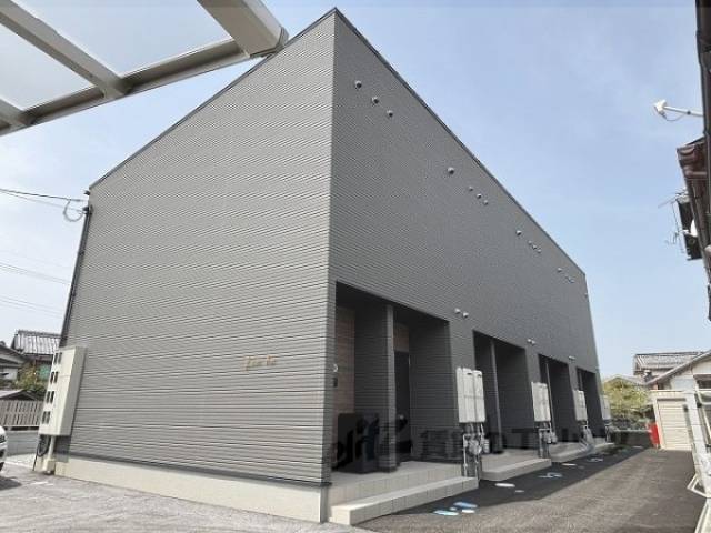 リリオ・トレス外観写真3