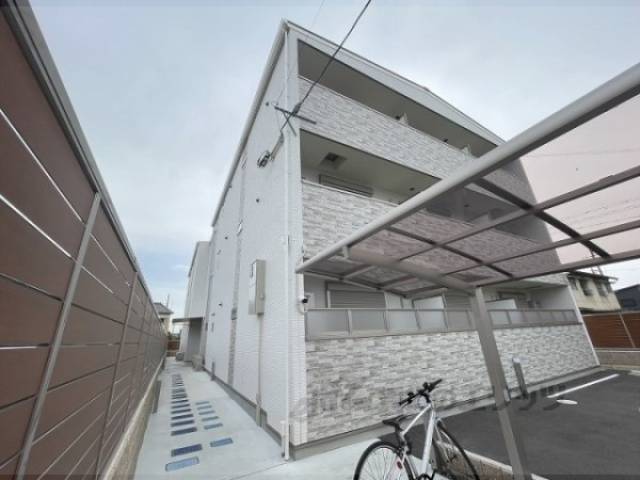 クリエオーレ天理外観写真1