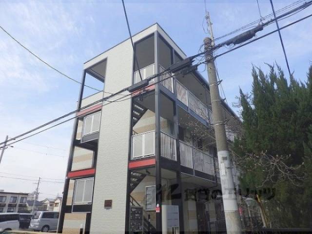 レオパレスＡｖａｎｃｅｒ外観写真2