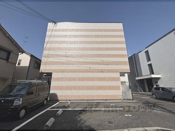 166952の外観写真