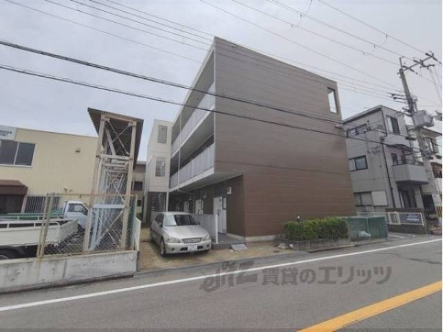 レオパレスSUCCESS外観写真2